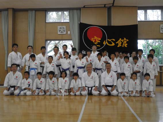 gassyuku_1.jpg(58910 byte)