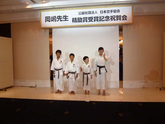 gassyuku_4.jpg(63852 byte)